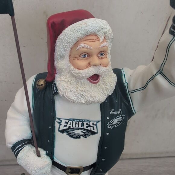 DANBURY MINT PHILADELPHIA EAGLES SANTA CLAUS NFL FOOTBALL CHRISTMAS DISPLAY - Picture 3 of 9